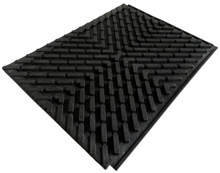 Maty stajenne do boksów dla koni spód