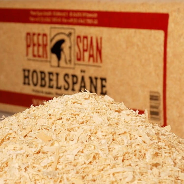Ściółka wiórowa Peer-Span dla drobiu na palecie
