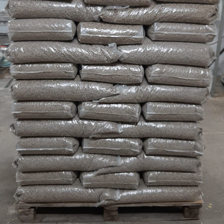 pellet ze słomy worki 15 kg 66 sztuk na palecie