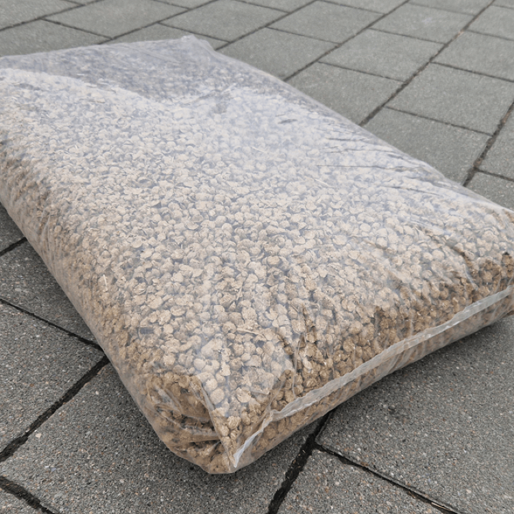 BEDSTRAW pellet ze słomy kruszony gruby dla koni worek 15kg 1200x676.png