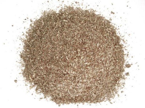 rozdrobniona słoma z naturalnymi minerałami do suchej dezynfekcji.jpg