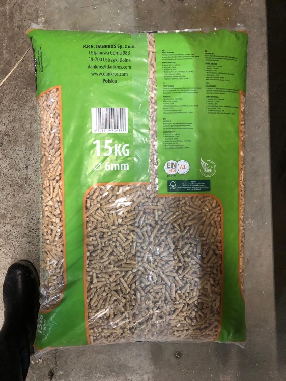 pellet drzewny opałowy